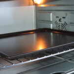 Nonstick pizza baking pan 15″ cordierite pizza stone for oven baking